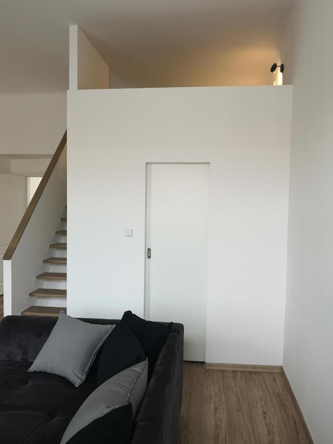 Fine Apartment In Centrum Of Slany With Aircondition Extérieur photo